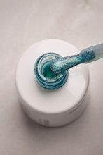 Load image into Gallery viewer, Gel Polish B129
